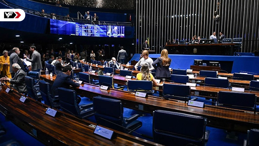 PEC que faculta ao Congresso Nacional convocar presidentes de estatais retoma sua tramitação.